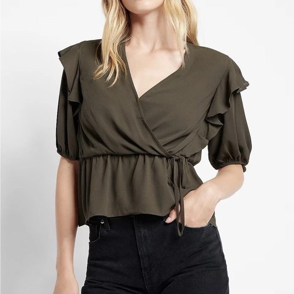 Express Women's Top Size XS Faux Wrap Puff Sleeves Peplum Olive Green NWT $54 - Picture 1 of 16